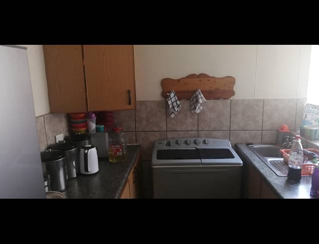 1 BEDROOM FLAT SOLD IN ELANDSHEUWEL